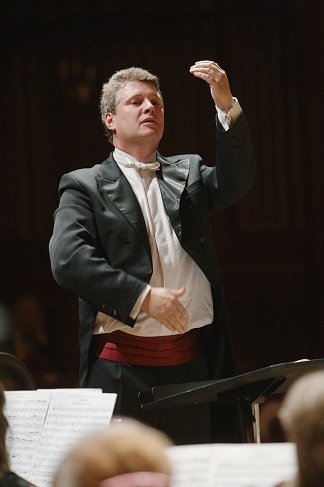  Alexander Walker in motion conducting an orchestra